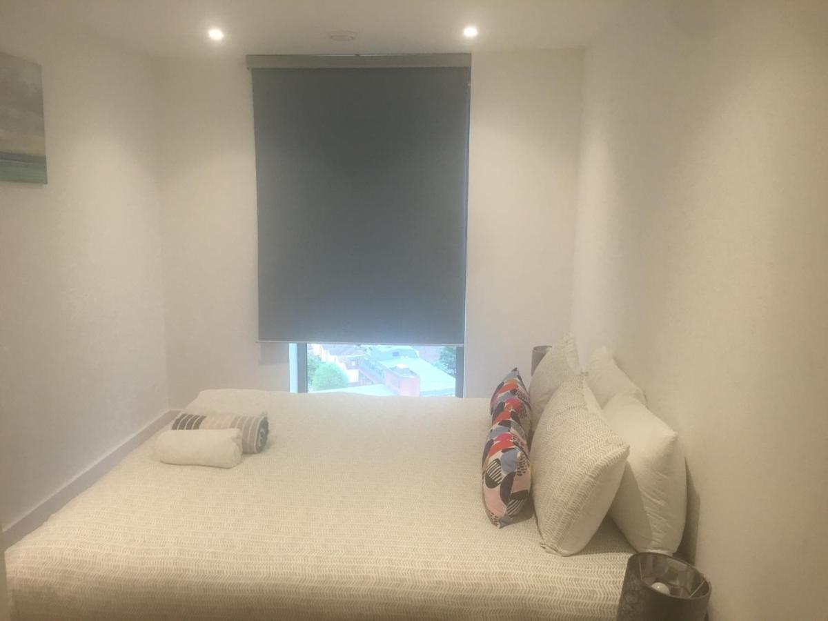 Luxurious serviced apartment in Croydon Extérieur photo