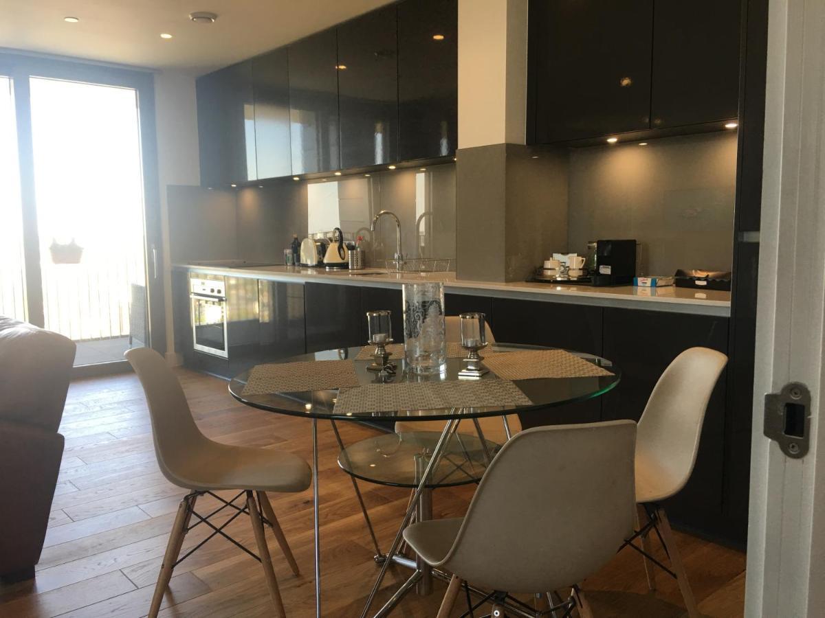 Luxurious serviced apartment in Croydon Extérieur photo